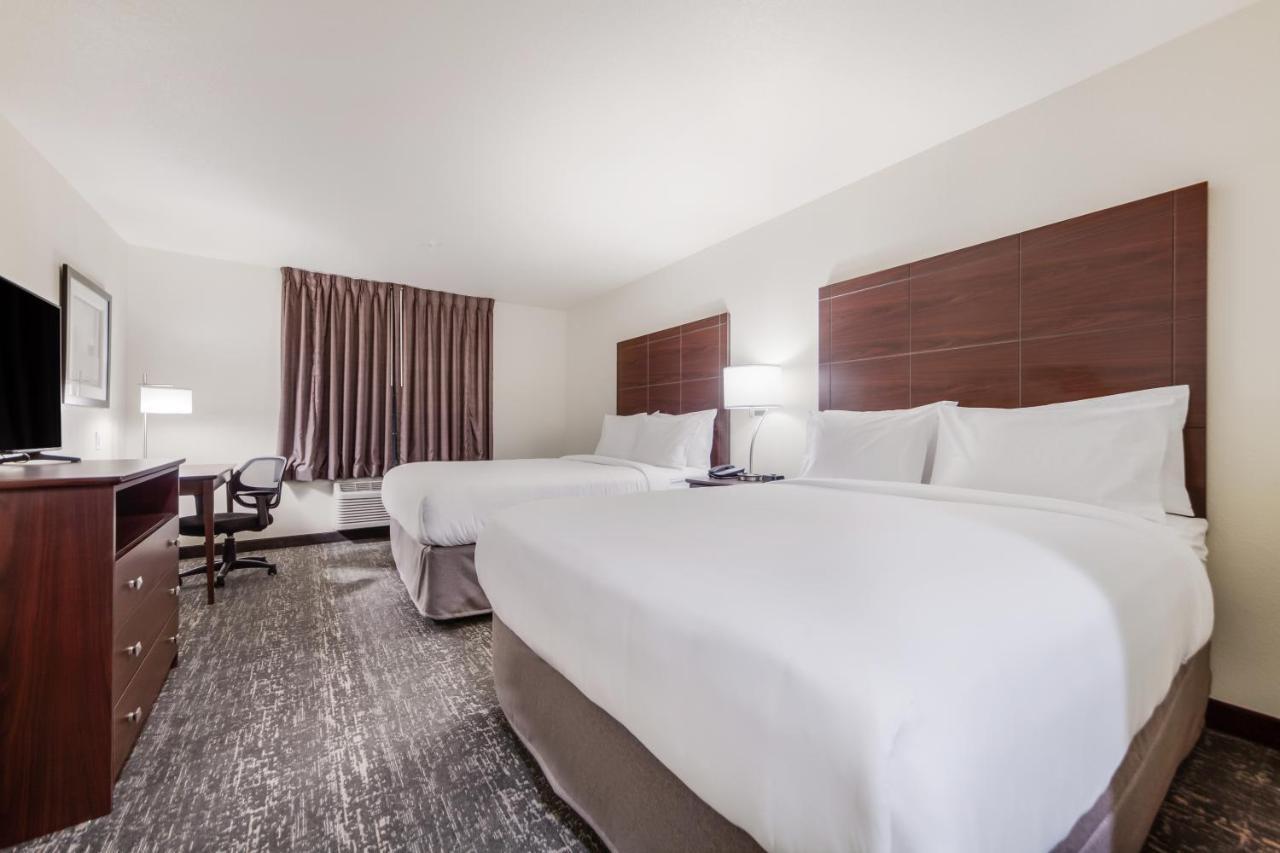 Cobblestone Inn & Suites-Fremont Eksteriør billede