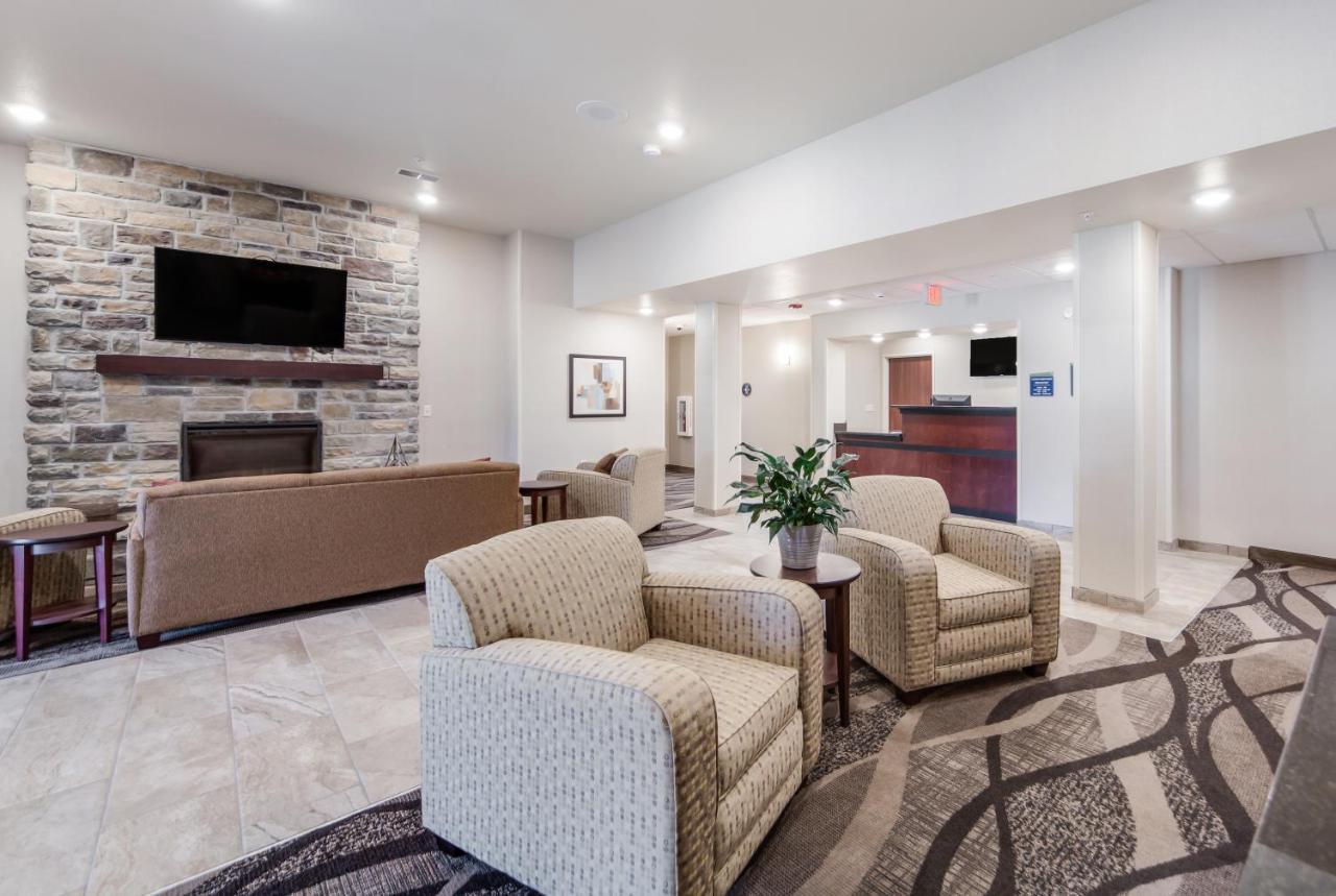 Cobblestone Inn & Suites-Fremont Eksteriør billede