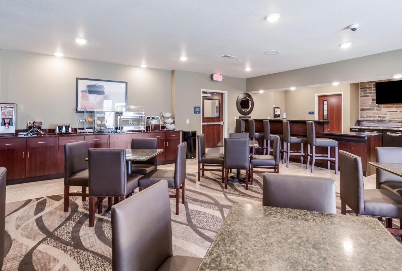 Cobblestone Inn & Suites-Fremont Eksteriør billede
