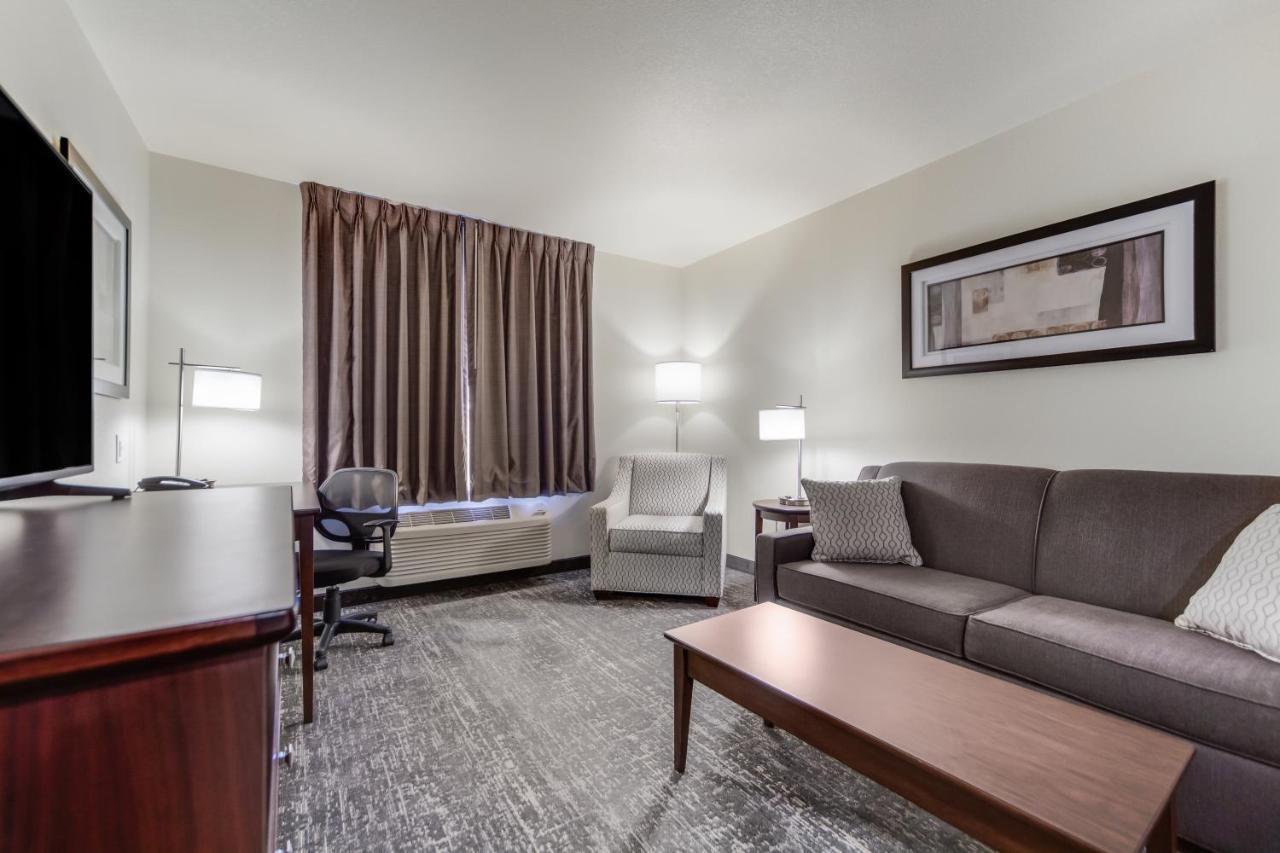 Cobblestone Inn & Suites-Fremont Eksteriør billede